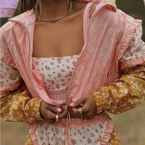 Bandier x Sincerely Jules The Wilder Floral Multi-Color Nylon Running Jacket 1X - Picture 3 of 11